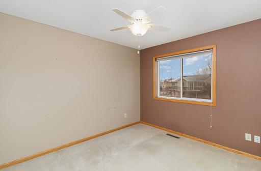 712 Frontier Drive, Belle Plaine, MN 56011