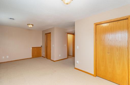 712 Frontier Drive, Belle Plaine, MN 56011