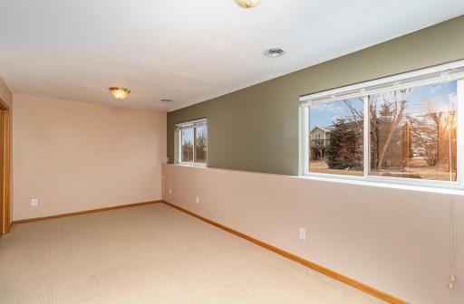 712 Frontier Drive, Belle Plaine, MN 56011