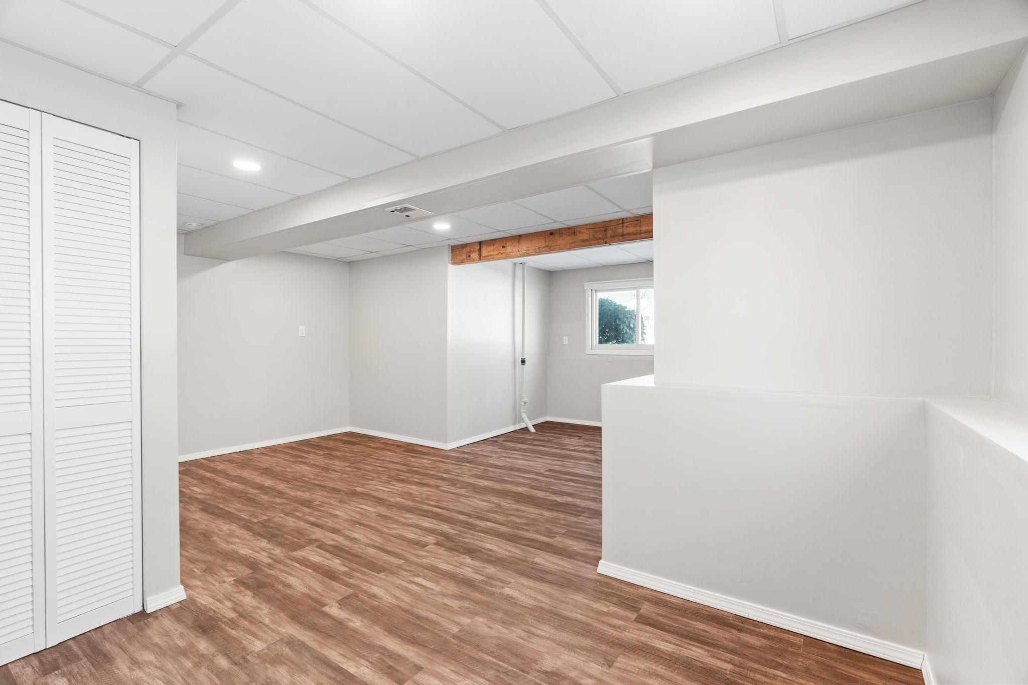 35-web-or-mls-9163 Upland Ln N-35.jpg