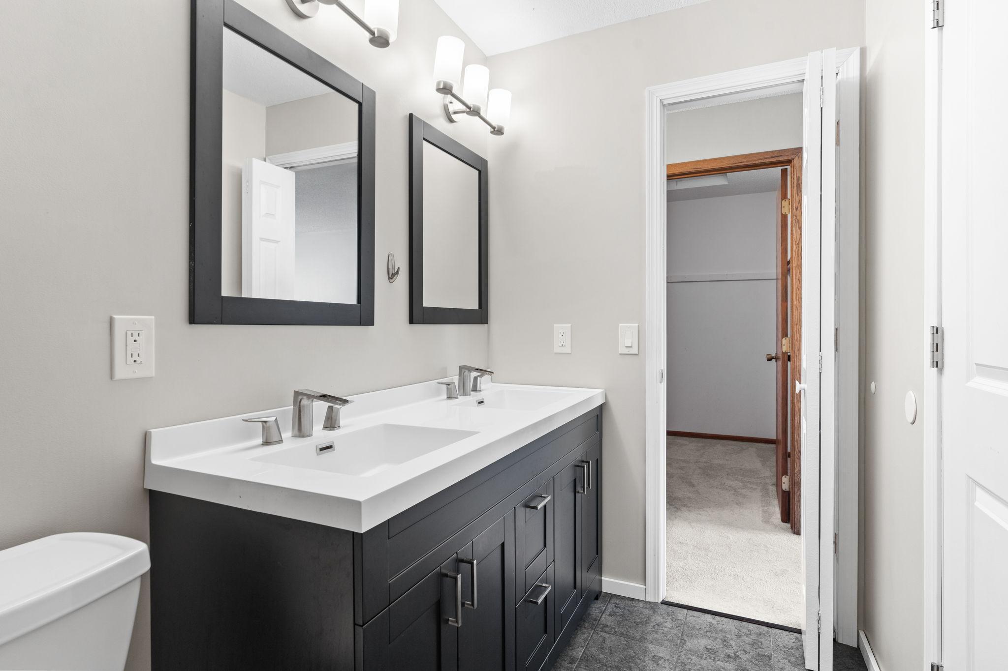 28-web-or-mls-9163 Upland Ln N-28.jpg