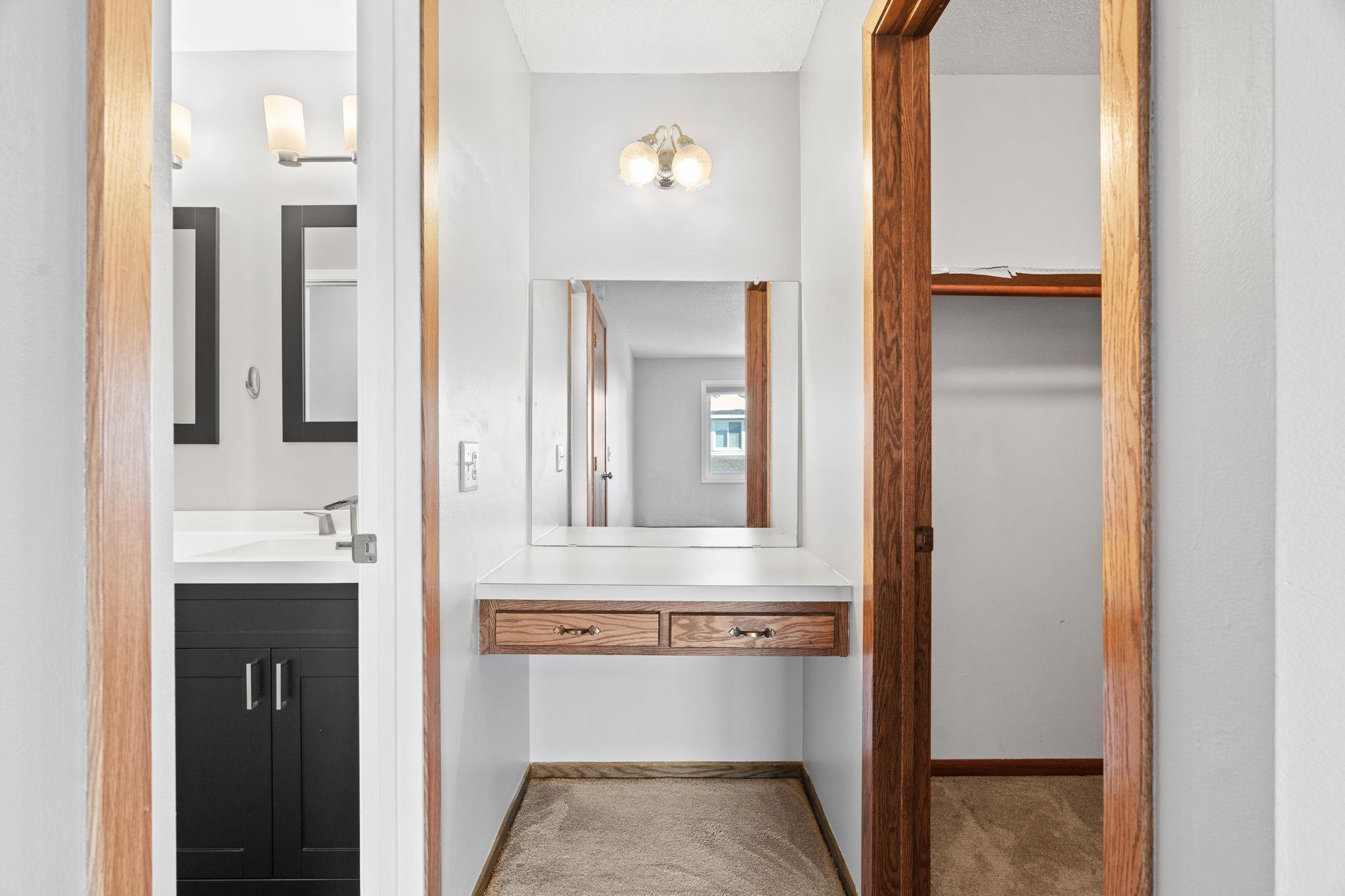 24-web-or-mls-9163 Upland Ln N-24.jpg