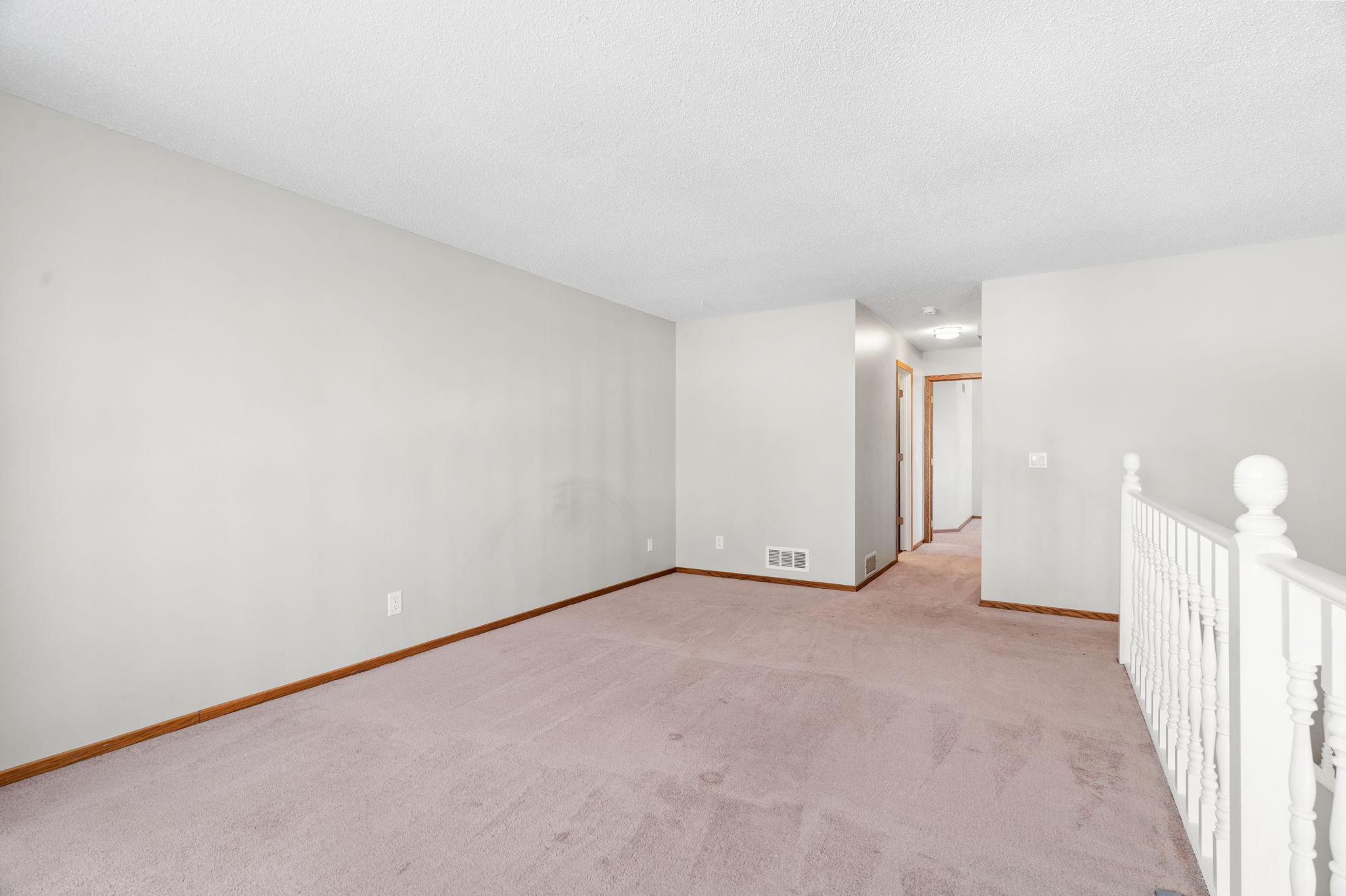 19-web-or-mls-9163 Upland Ln N-19.jpg