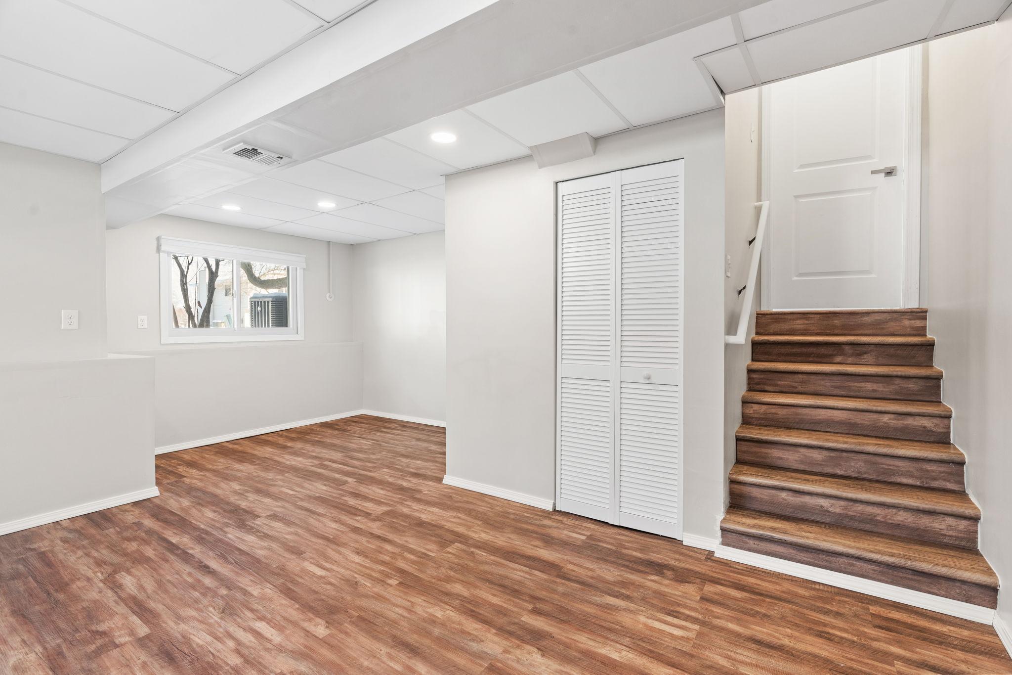 36-web-or-mls-9163 Upland Ln N-36.jpg