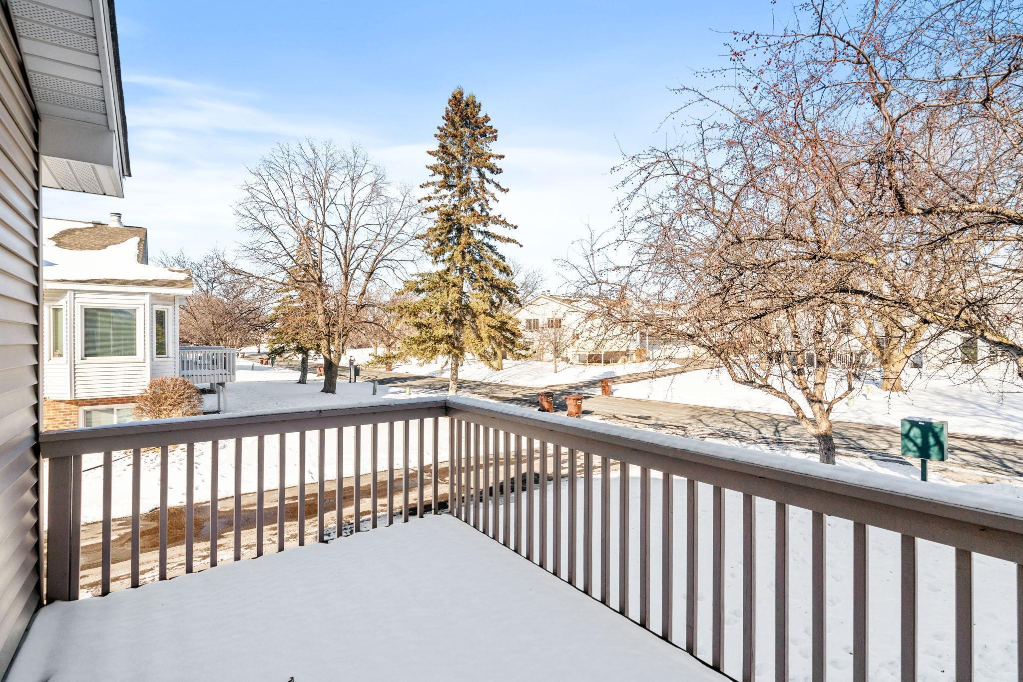 6-web-or-mls-9163 Upland Ln N-6.jpg