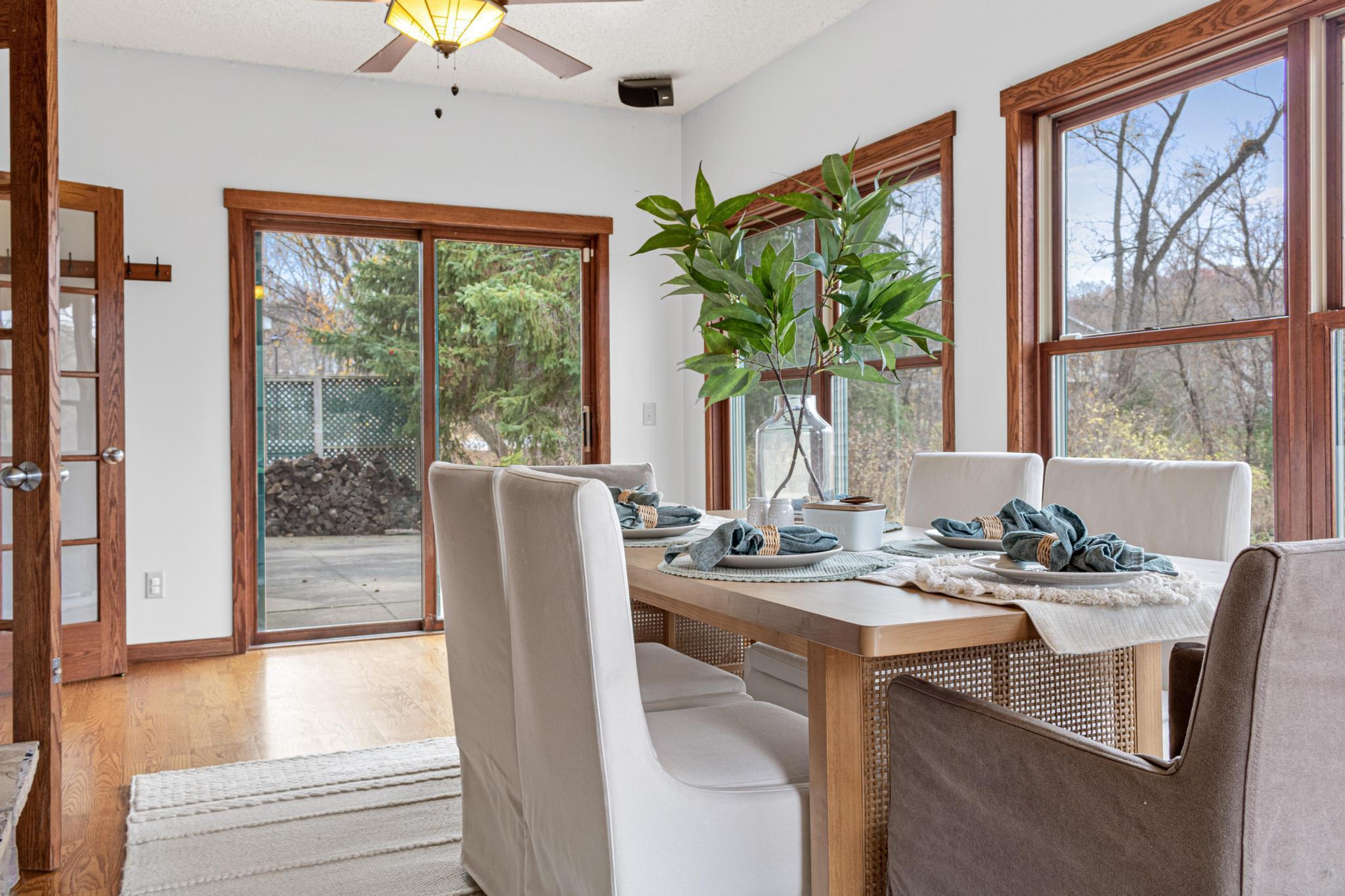 sliding door to the back patio