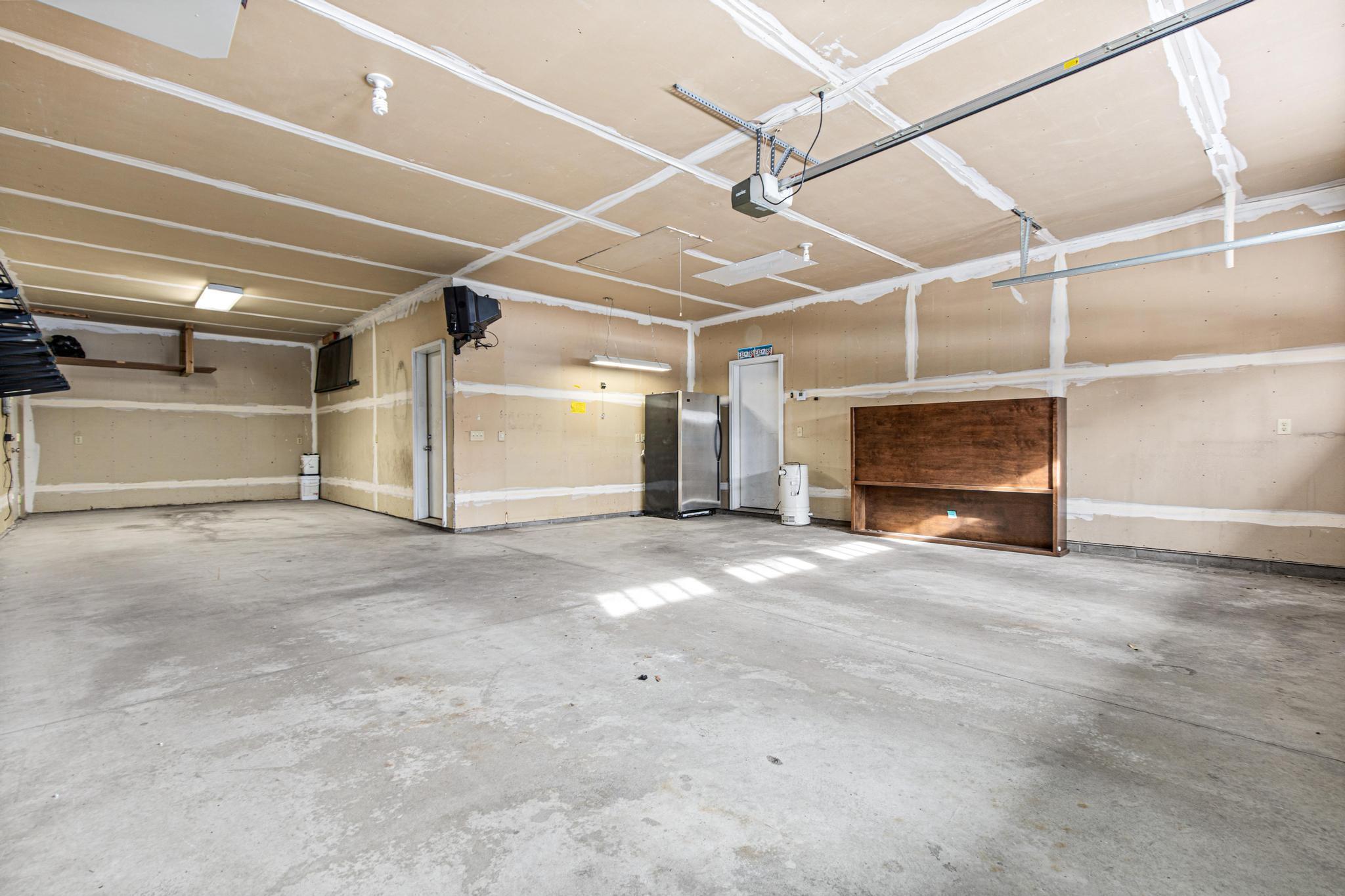 11496 22nd Circle NE-13.jpg