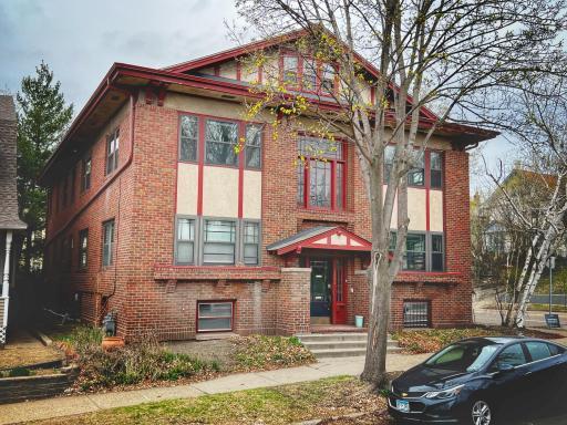 2000 Grand Avenue S, Minneapolis, MN 55405