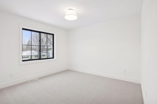 6021 Abbott Avenue S, Edina, MN 55410