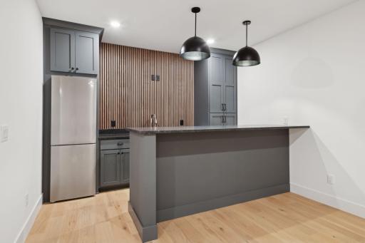 6021 Abbott Avenue S, Edina, MN 55410