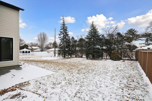 6021 Abbott Avenue S, Edina, MN 55410