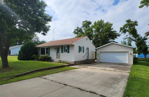 Clean 2 Bed/1 Bath Double Detached Garage on Large City Lot