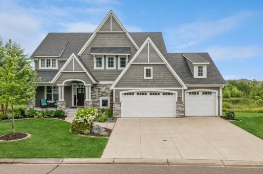 41 Rapp Farm Boulevard, North Oaks, MN 55127