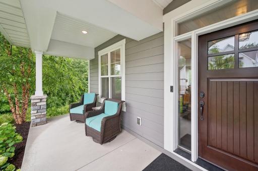41 Rapp Farm Boulevard, North Oaks, MN 55127
