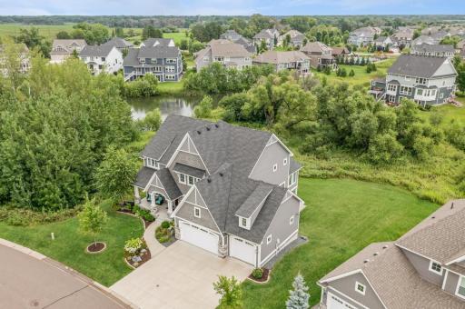 41 Rapp Farm Boulevard, North Oaks, MN 55127