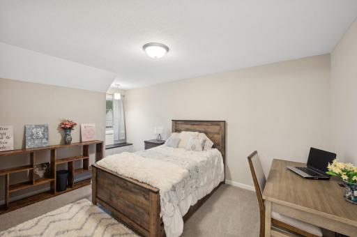 41 Rapp Farm Boulevard, North Oaks, MN 55127