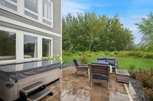 41 Rapp Farm Boulevard, North Oaks, MN 55127