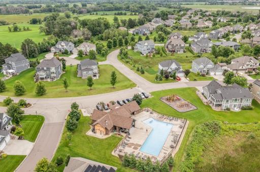 41 Rapp Farm Boulevard, North Oaks, MN 55127