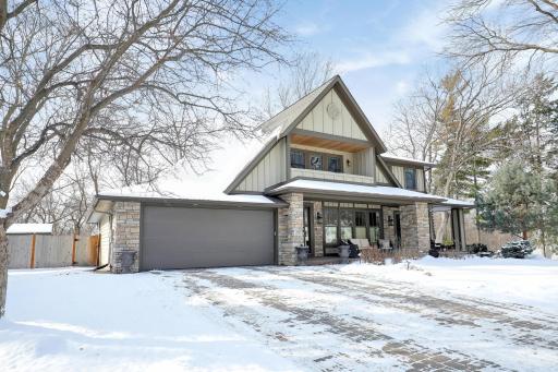 280 Ridgeview Drive E, Wayzata, MN 55391