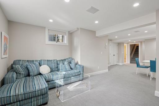 4316 Fremont Avenue S, Minneapolis, MN 55409