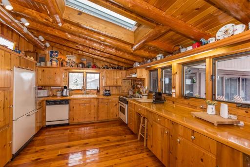 9060 Pebble Beach Road, Nisswa, MN 56468