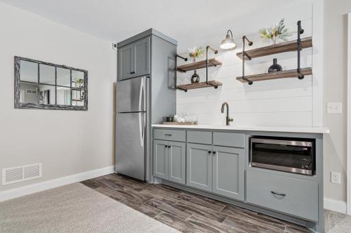 7651 Walnut Grove Lane N, Maple Grove, MN 55311