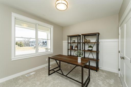 2608 Bentley Drive SW, Rochester, MN 55902