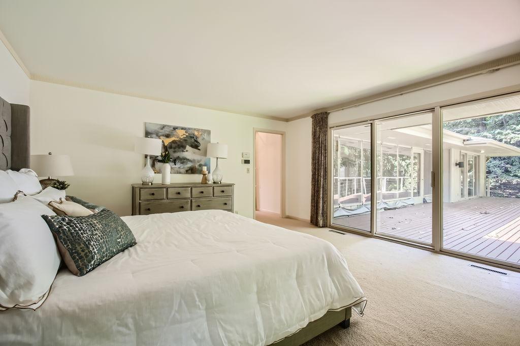 4860 Regents Walk - MLS Sized - 018 - 21 Primary Bedroom.jpg