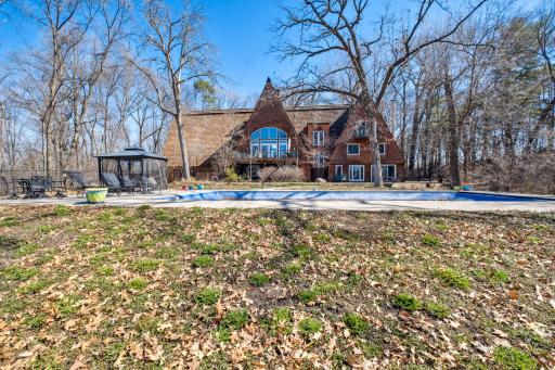 700 Hillside Drive, Wayzata, MN 55391