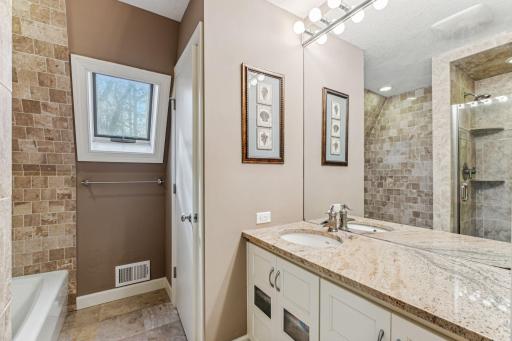 700 Hillside Drive, Wayzata, MN 55391