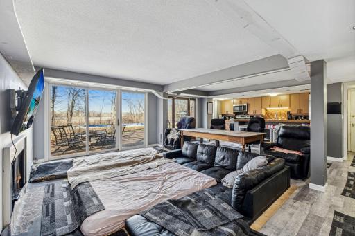 700 Hillside Drive, Wayzata, MN 55391