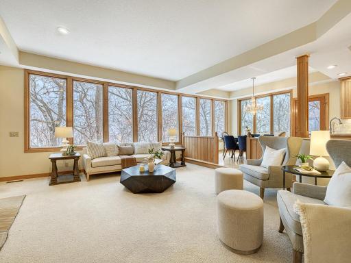 2385 Cherrywood Road, Hopkins, MN 55305