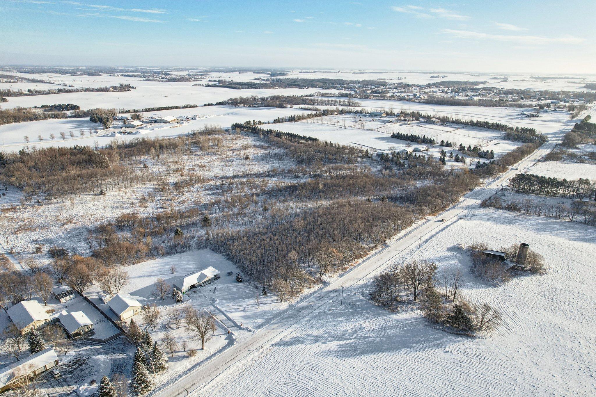 6-web-or-mls-130th Ave-006.jpg