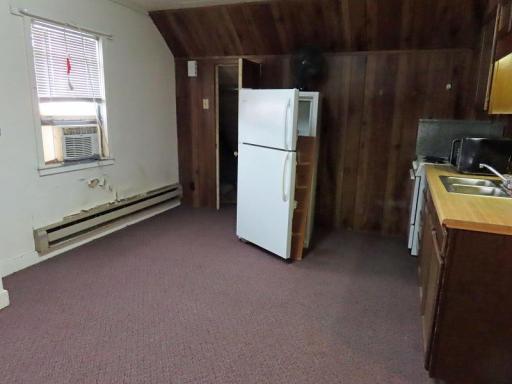 206 Knight Avenue N, Thief River Falls, MN 56701