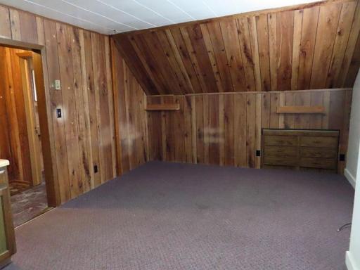 206 Knight Avenue N, Thief River Falls, MN 56701