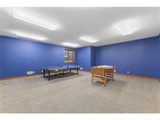 6321 Interlachen Boulevard, Edina, MN 55436