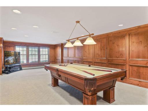 6321 Interlachen Boulevard, Edina, MN 55436