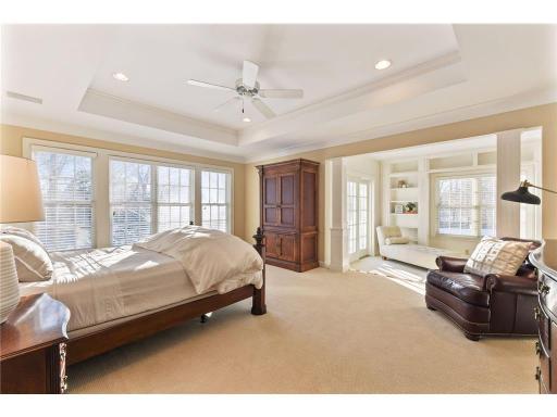 6321 Interlachen Boulevard, Edina, MN 55436