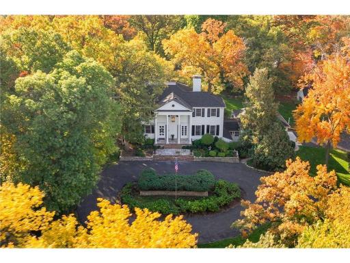 6321 Interlachen Boulevard, Edina, MN 55436