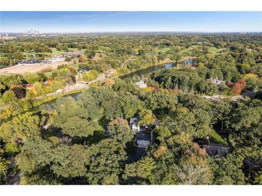 6321 Interlachen Boulevard, Edina, MN 55436