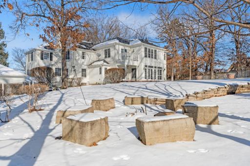 6321 Interlachen Boulevard, Edina, MN 55436