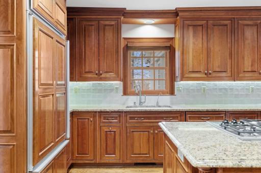 6321 Interlachen Boulevard, Edina, MN 55436