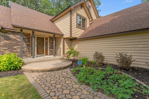 1445 Arden Oaks Drive, Saint Paul, MN 55112