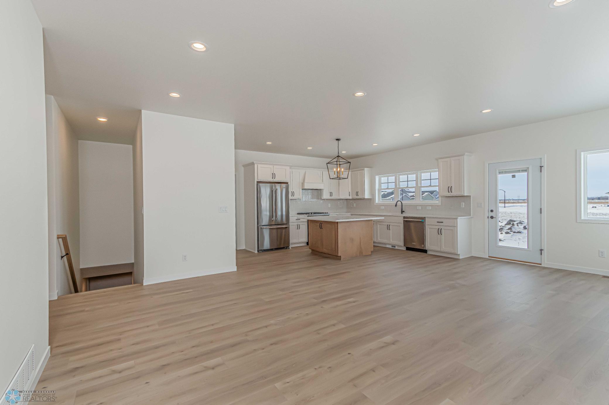7369 29th St S, Fargo, ND-29.jpg