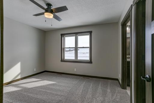 1820 Otter Way, New Richmond, WI 54017