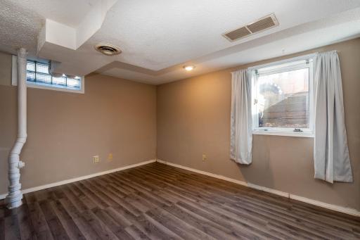 210 Hawley Street S, Mankato, MN 56001