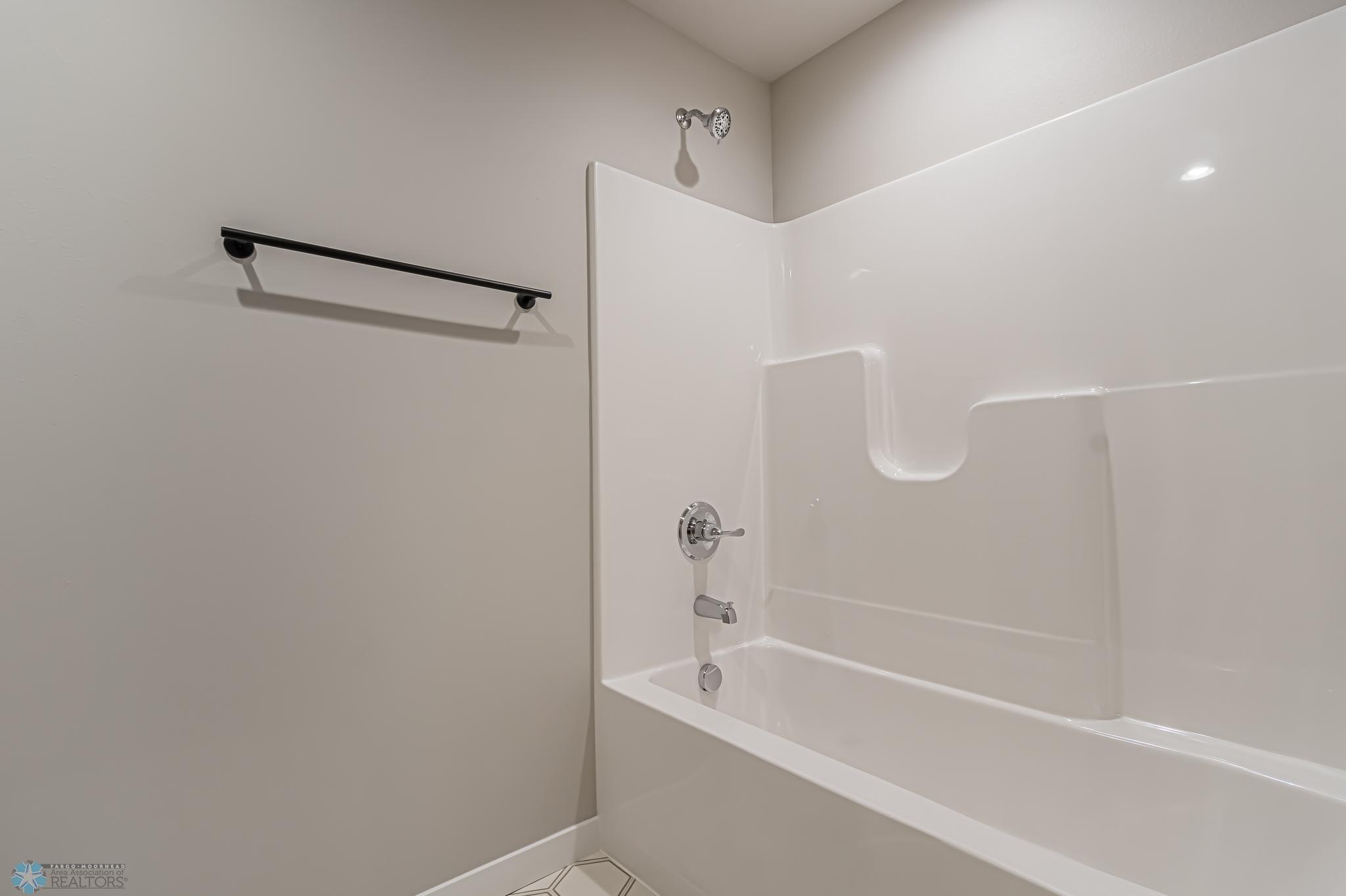 5873 Ellis Drive W, West Fargo, ND 58103-47.jpg