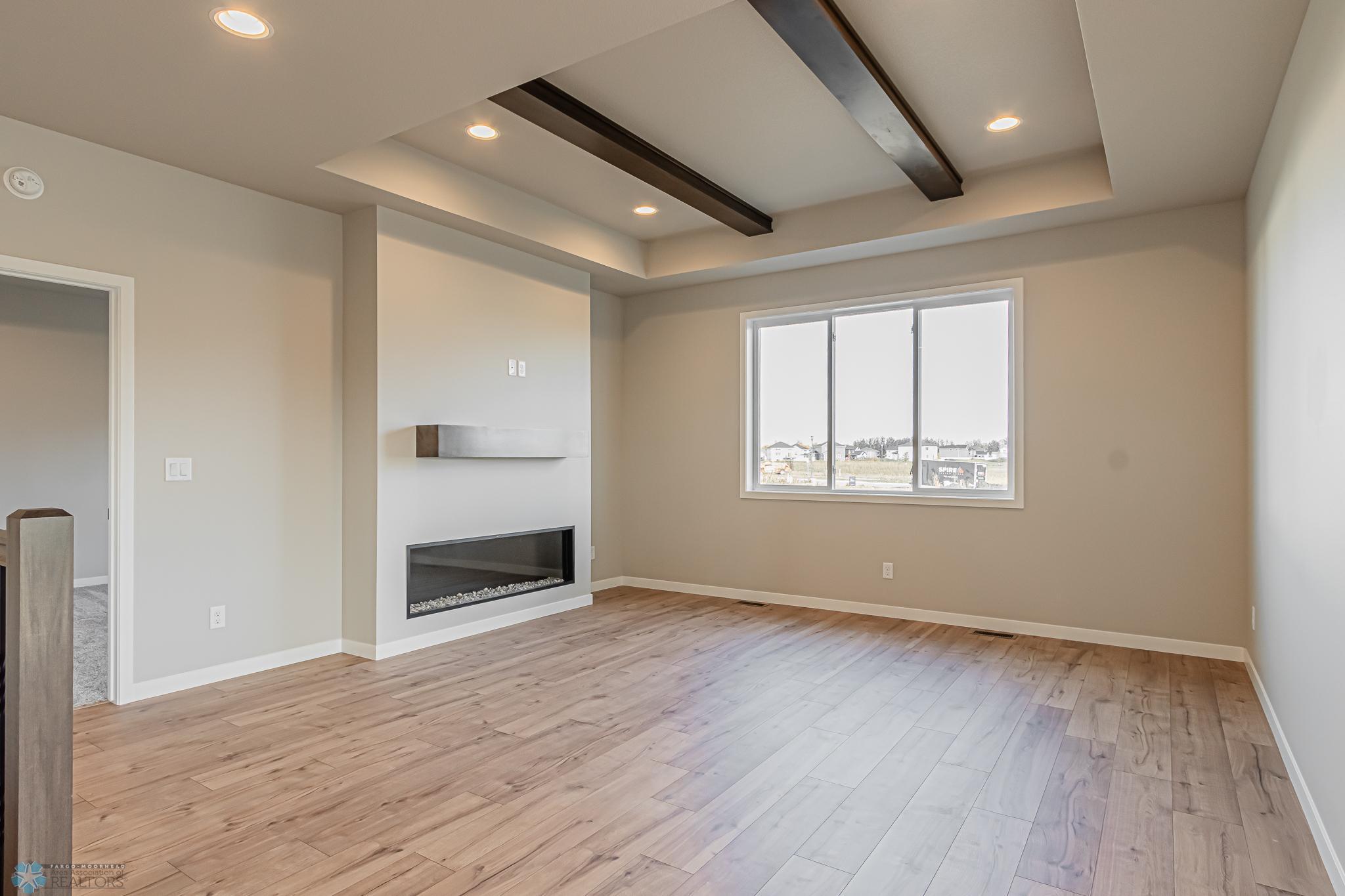 5873 Ellis Drive W, West Fargo, ND 58103-18.jpg