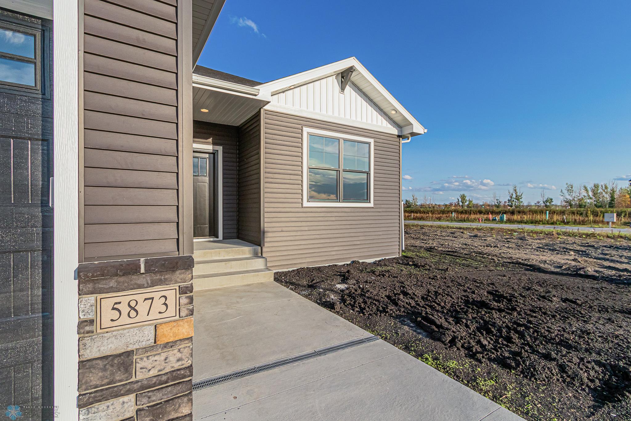5873 Ellis Drive W, West Fargo, ND 58103-56.jpg