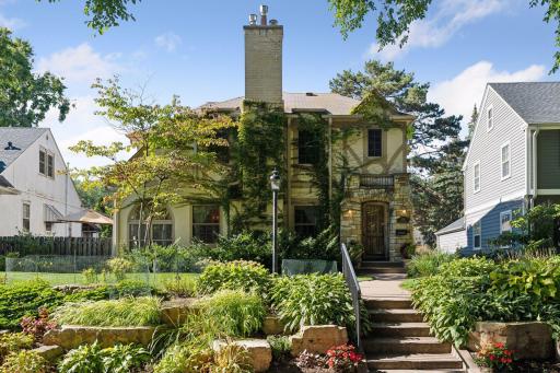 2926 Ewing Avenue S, Minneapolis, MN 55416